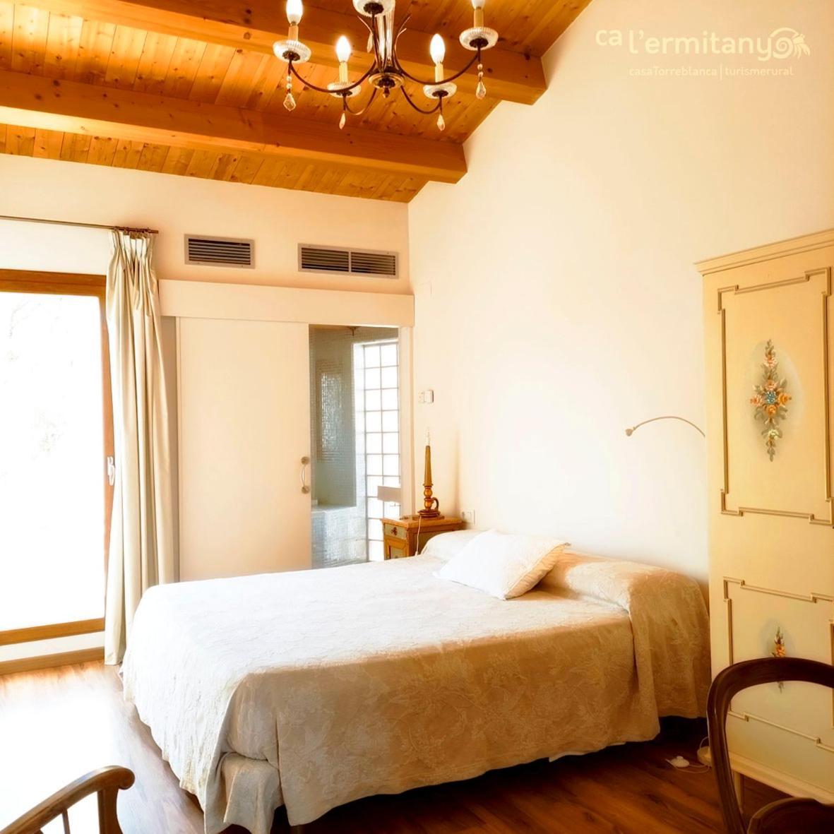 Ca L' Ermitanyo- Casa Torre Blanca Konuk evi Suria Dış mekan fotoğraf